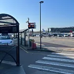 Orio Relax 24h Airport 1 - 3 Minute From Arrival By Bus * Bergamo