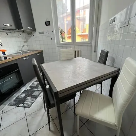 Orio Relax 24h Airport 1 - 3 Minute From Arrival By Bus