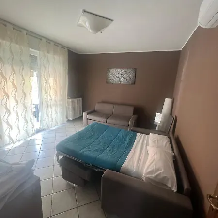 Orio Relax 24h Airport 1 - 3 Minute From Arrival By Bus *