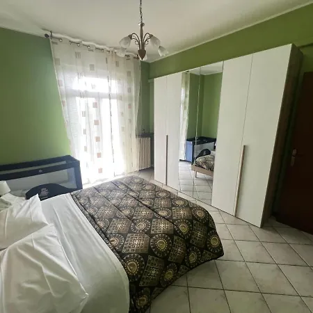 Orio Relax 24h Airport 1 - 3 Minute From Arrival By Bus Bergamo