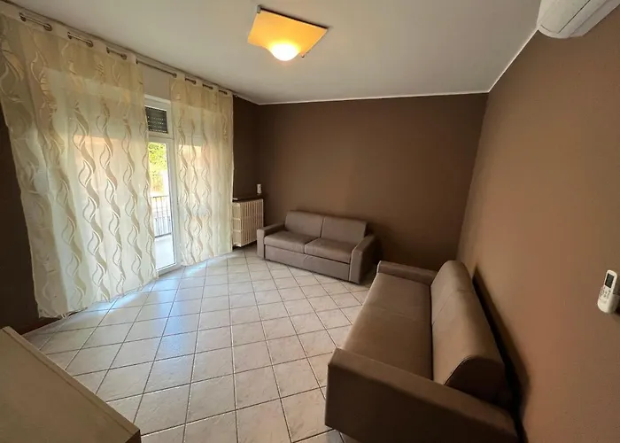 Orio Relax 24h Airport 1 - 3 Minute From Arrival By Bus Apartment